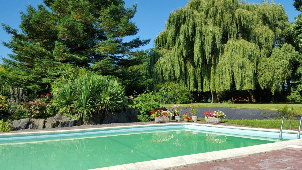 Mis Harand Bed and Breakfast Litteau Eksteriør billede